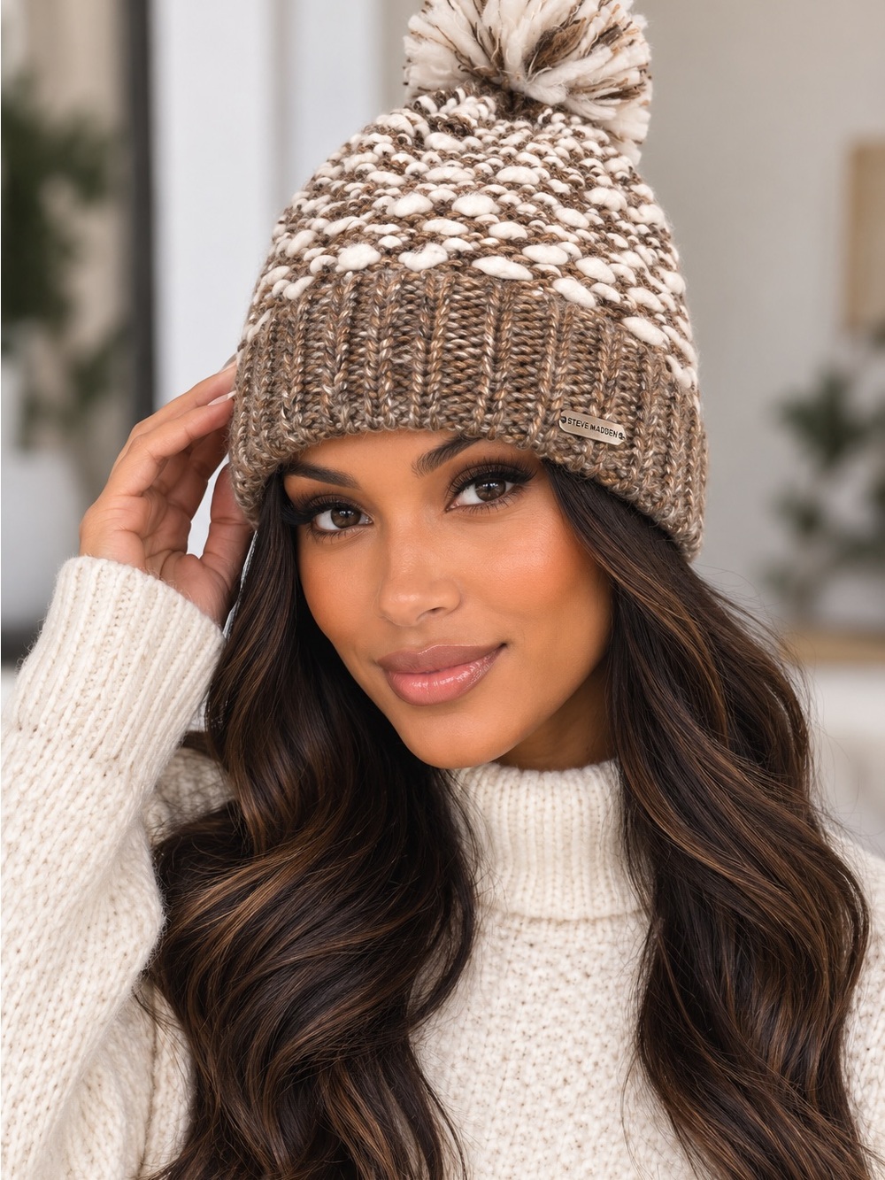 STEVE MADDEN TAUPE CREAM CHUNKY KNIT POM POM BEANIE WINTER HAT | NWT